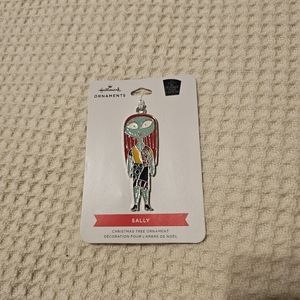 2021 Hallmark Flat Metal Sally Ornament. NEW